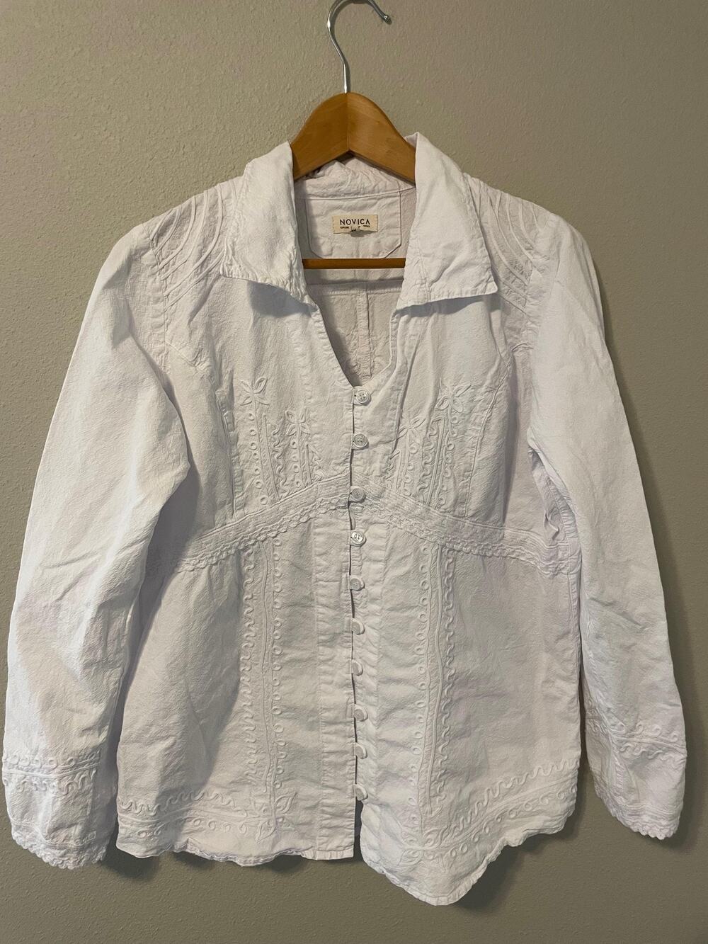 Novica Blouse Womens XL White Floral Embroidered Button Up Relaxed Beach Boho